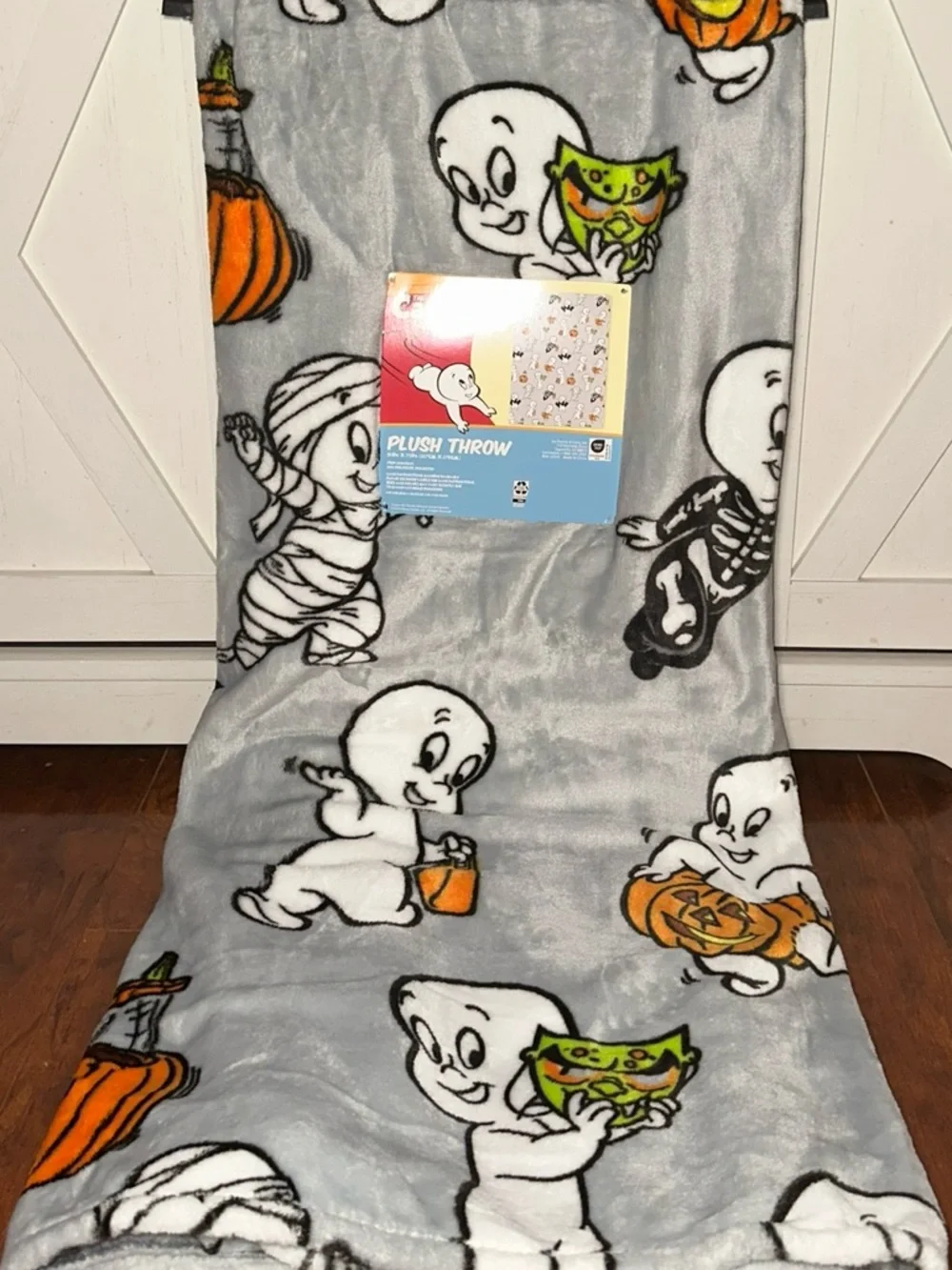 Casper The Friendly Ghost Halloween Plush Throw Blanket